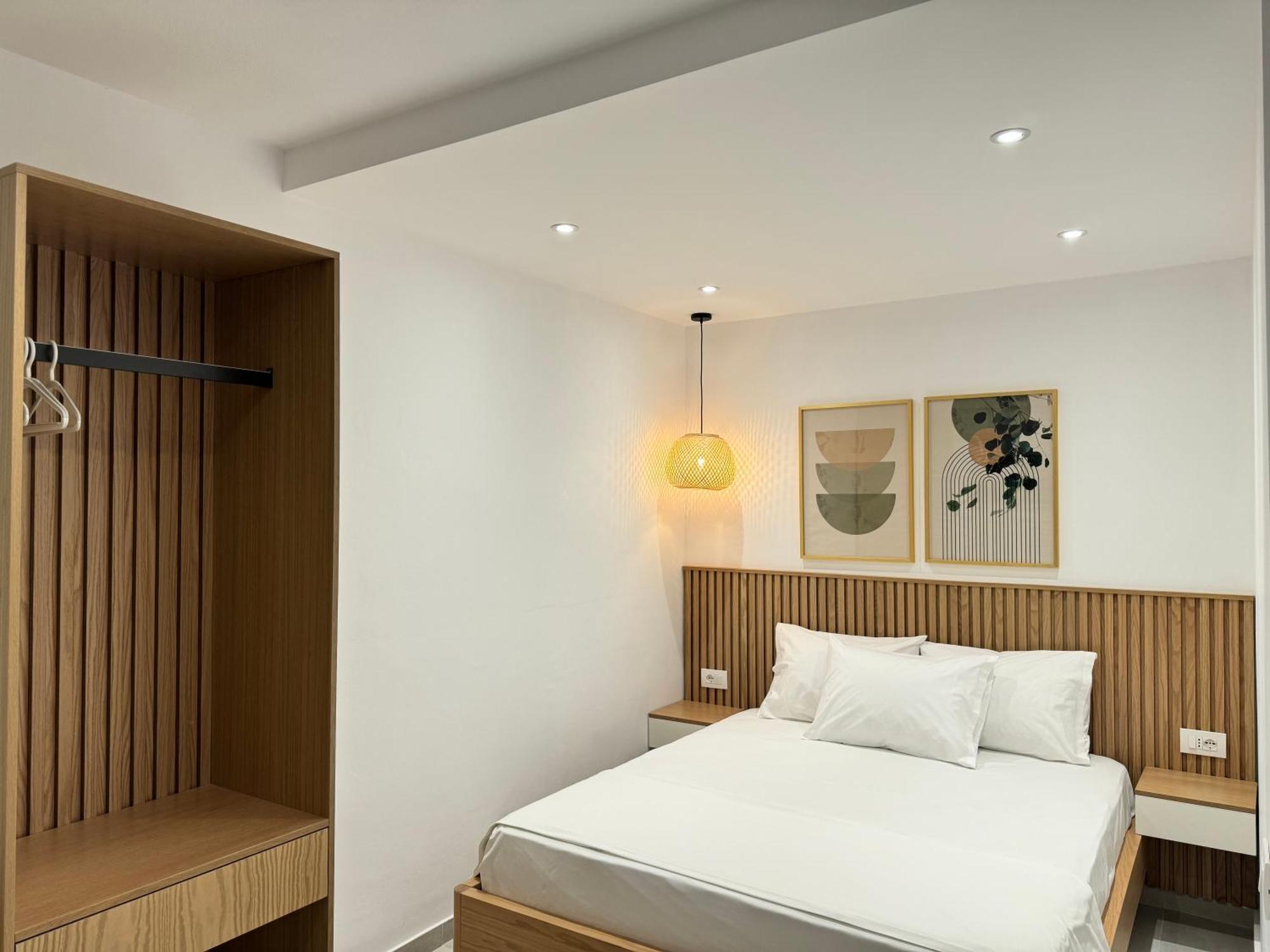 Potami Seashell Hotel Himare Ngoại thất bức ảnh