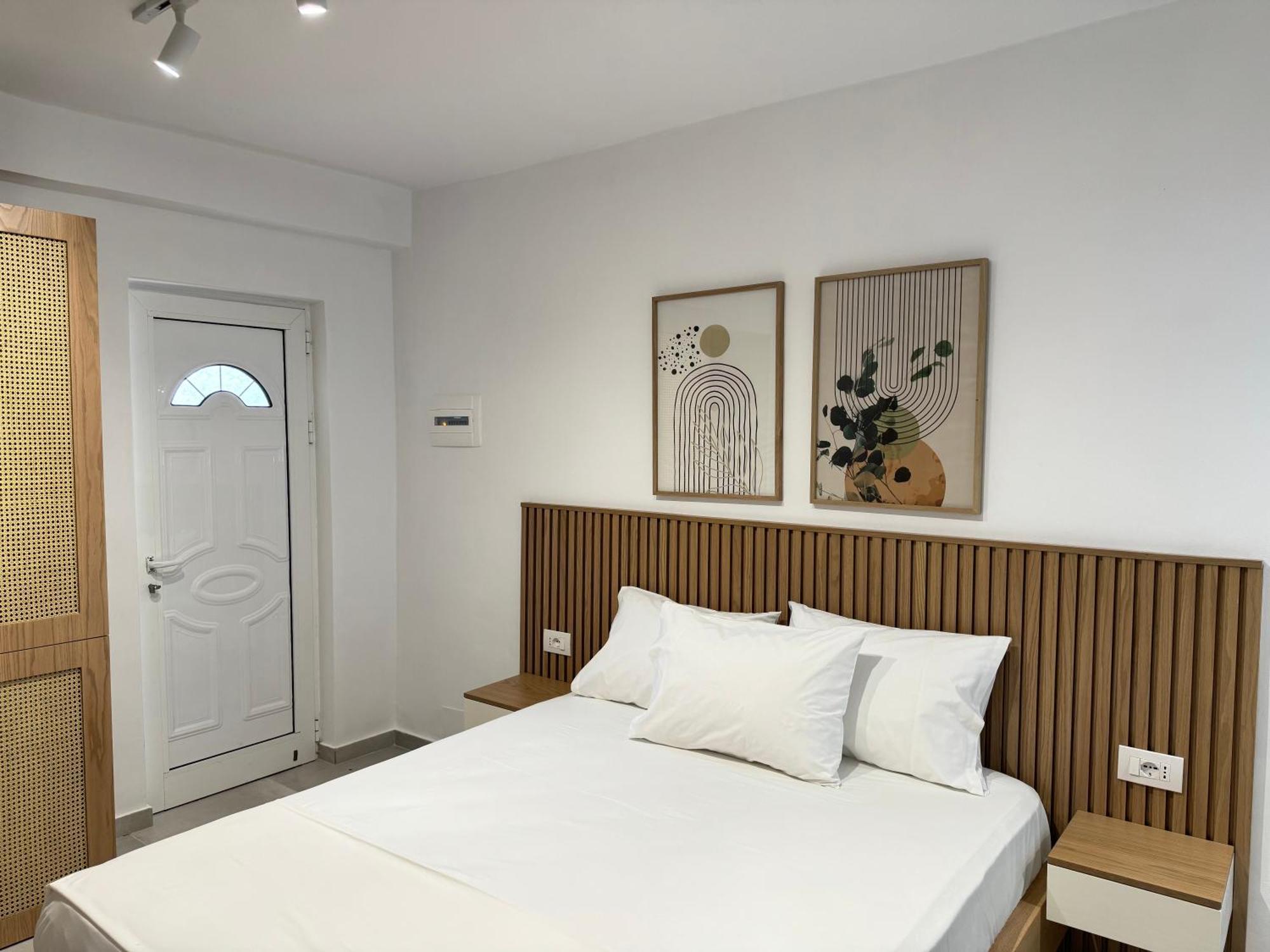 Potami Seashell Hotel Himare Ngoại thất bức ảnh